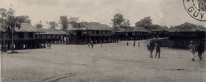 Le Camp des relégués - Carte postale de 1908